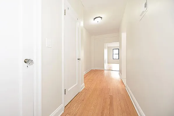 Rented by Buchbinder & Warren | media 2