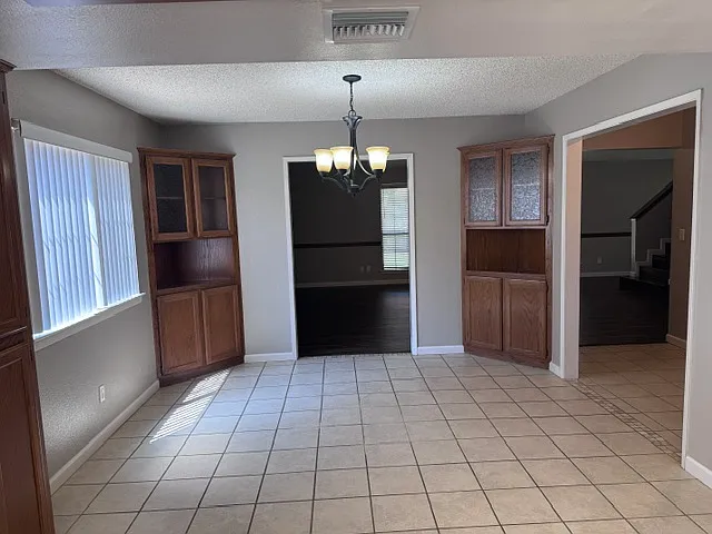 8921 N Boyd Ave — Photo 3