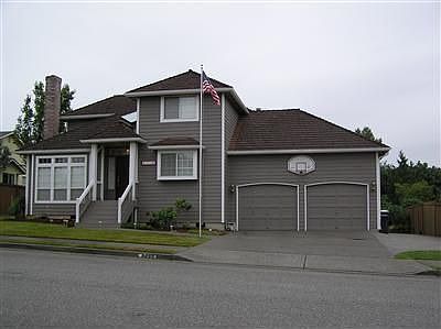 1st image of 7624 76th Pl NE