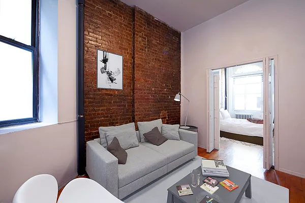 Rented by R New York | media 3