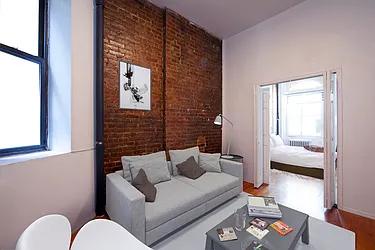 Rented by R New York