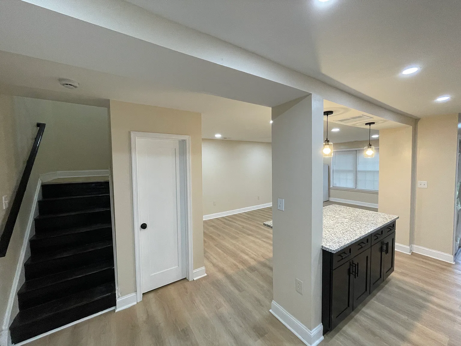 7015 Ridge Ave — Photo 4
