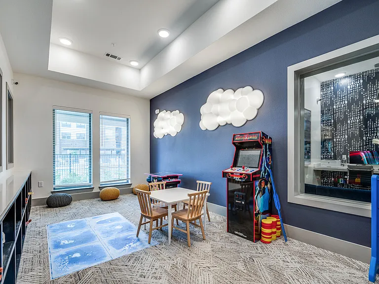 Palladium Oak Grove — Photo 20