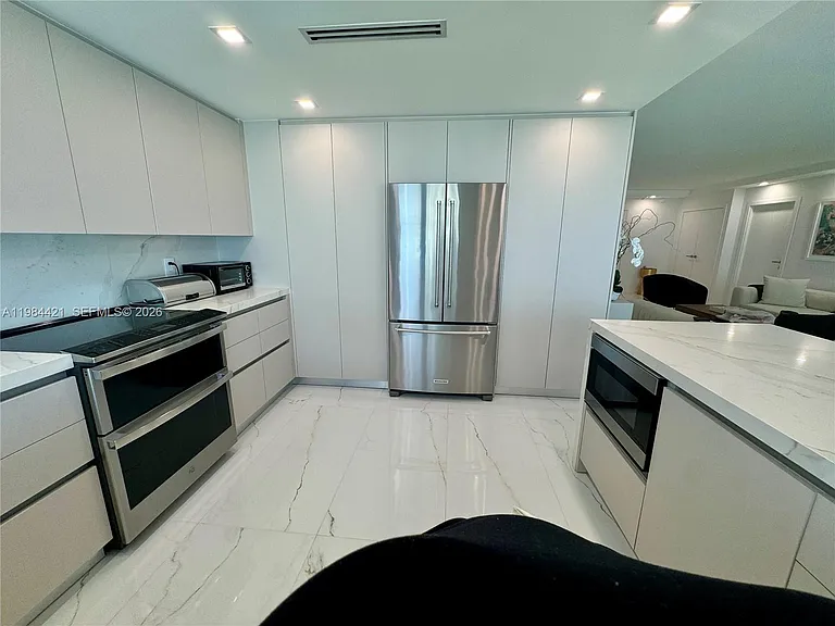 9801 Collins Ave #20E — Photo 13