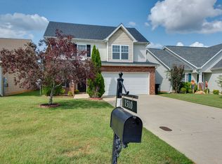 1510 Beaconcrest Cir, Murfreesboro, TN 37128