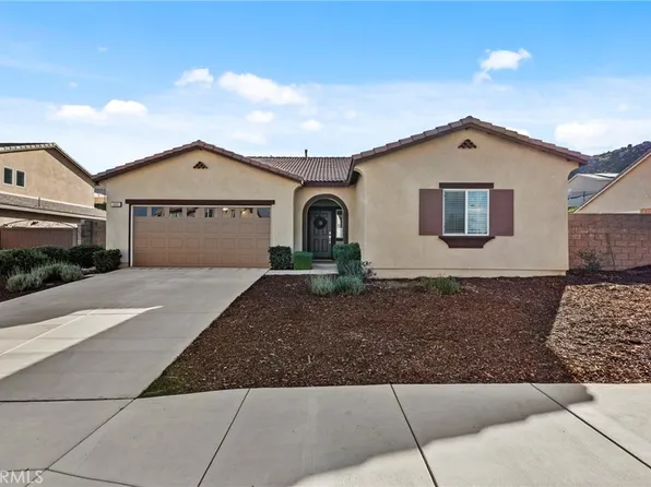 30681 Expedition Dr, Winchester, CA 92596