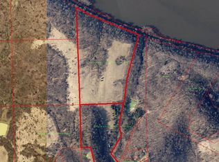 7674 Echo Valley Dr, Bellevue, IA 52031