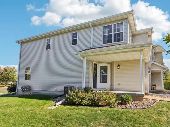 209 North Musket Ridge Drive, Sun Prairie, WI 53590