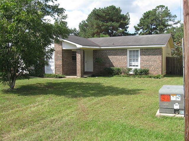 328 Canterbury Farm Rd, Midland City, AL 36350 | Zillow