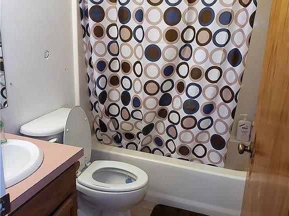 2nd image of 17 McClintock St #3