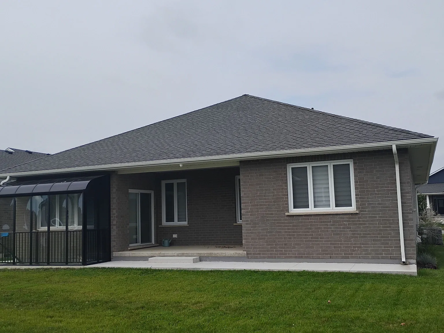 3 bed, $2,900 — Photo 2