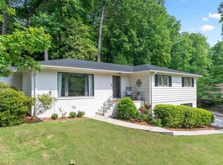 1761 Old Creek Trl, Vestavia Hills, AL 35216
