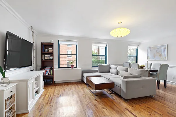 Sold by Compass | media 1