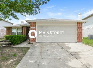 6051 Guilia Dr, Grand Prairie, TX 75052