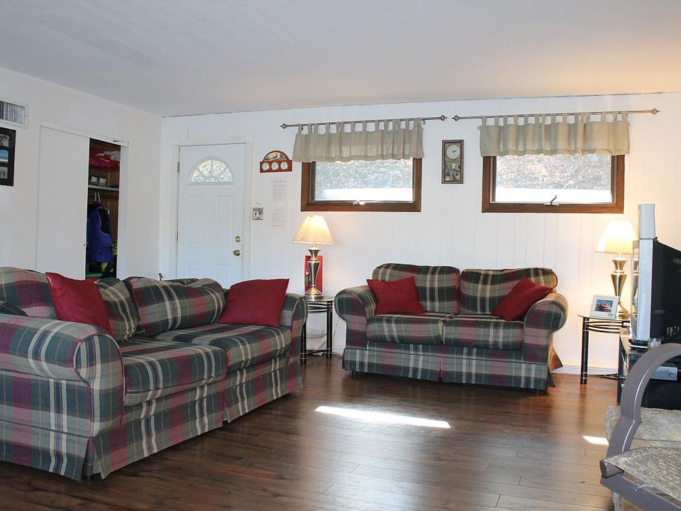 newer flooring in livingroom