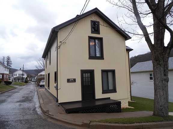 2nd image of 208 Adams Ave