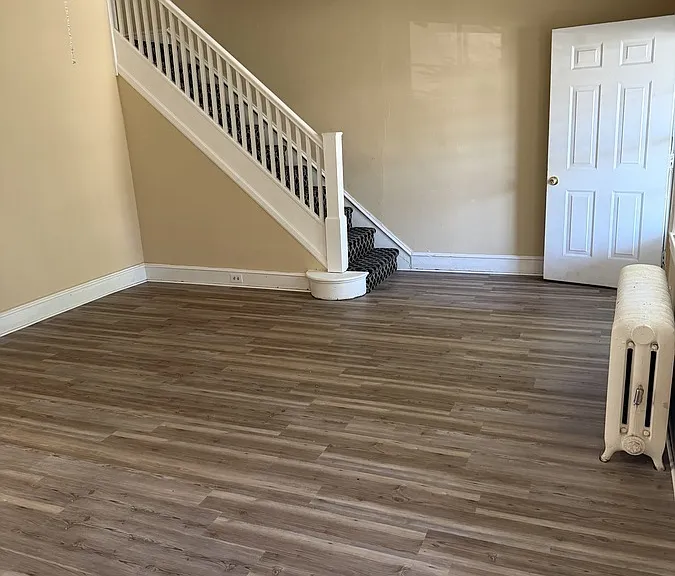 1213 Astor St — Photo 5