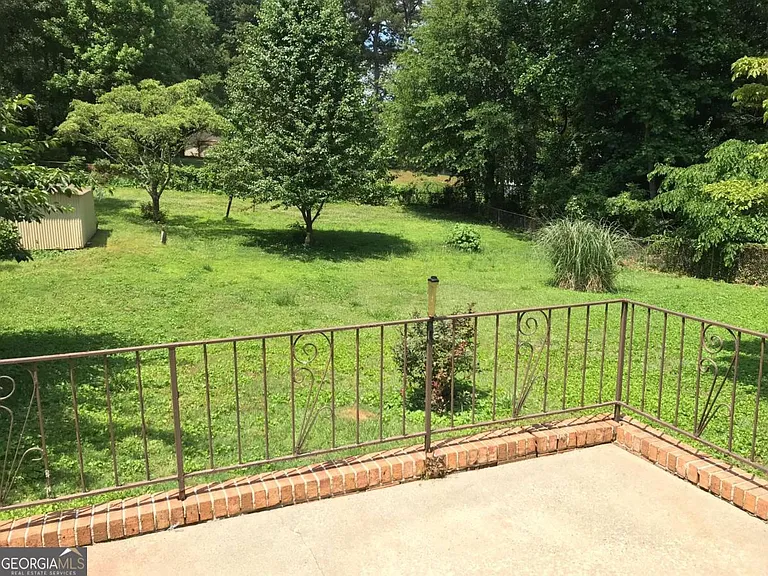1321 Mary Dale Dr — Photo 17