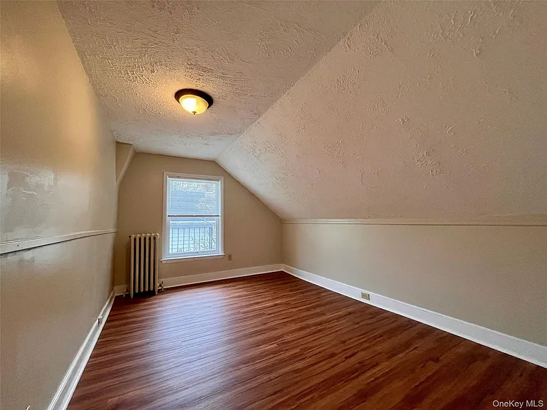 35 S Remsen Ave — Photo 16