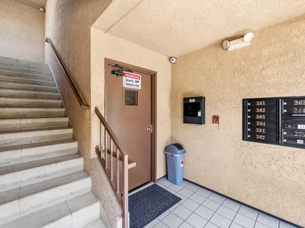 7049 Flight Ave #204, Los Angeles, CA 90045