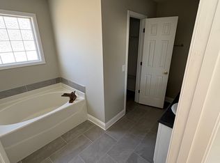 108 Pear Ct, Lexington, SC 29073