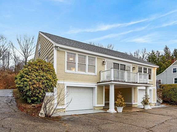 3rd image of 1785 Great Pond Rd