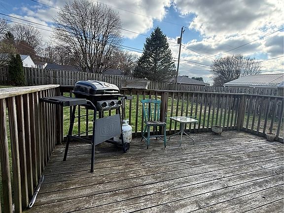 5th image of 1415 Tomahawk Ln