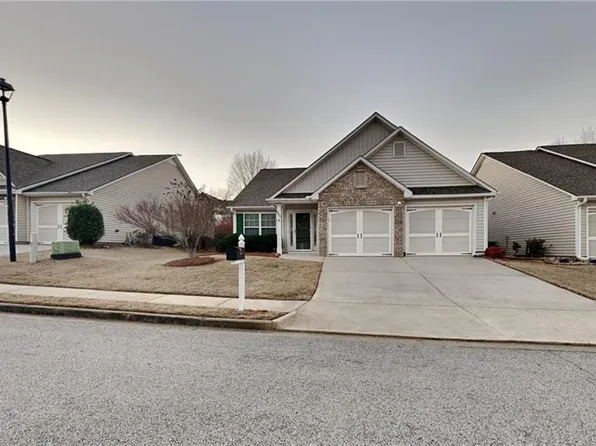 685 Majesty Xing, Winder, GA 30680
