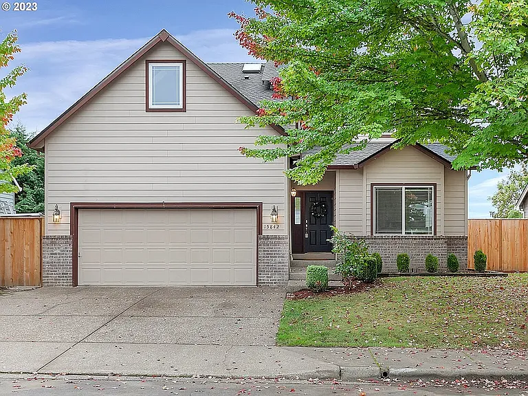 15842 NW Hackney Dr — Photo 1