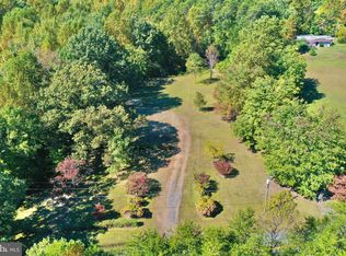 2907 Oakland Rd, Louisa, VA 23093