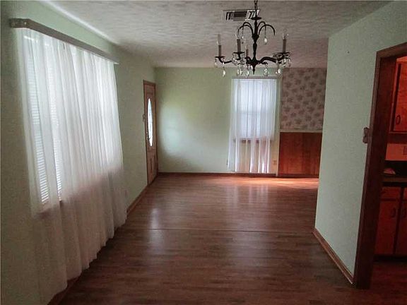 2nd image of 1309 Taft Park