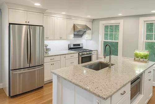 20 Auburn St Photo 1