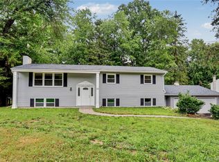 12 Roe Dr, Hyde Park, NY 12538