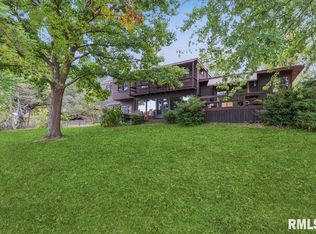 1939 S Lake Storey Rd, Galesburg, IL 61401