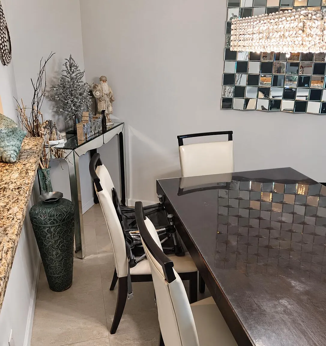 2 bed, 1.0 bath, 825 sqft, $4,000 — Photo 3