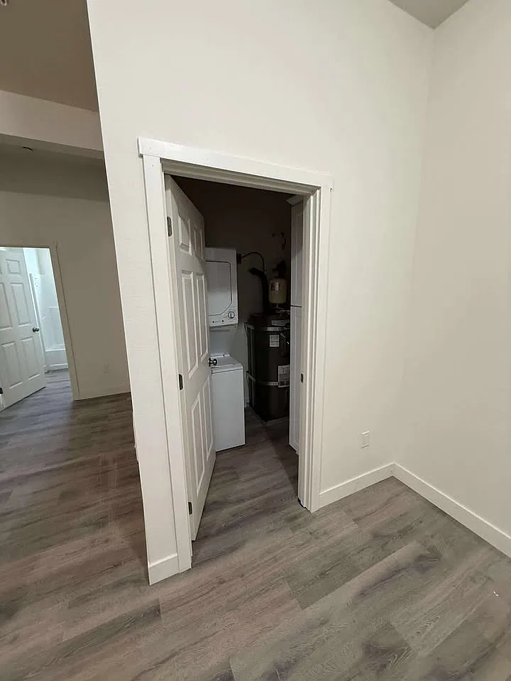 2 bed, $1,500 — Photo 2
