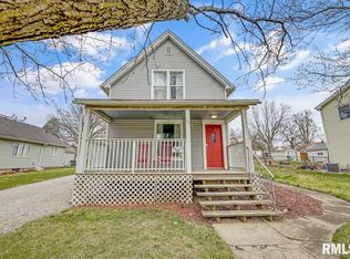 903 E Lake Ave, Peoria Heights, IL 61616