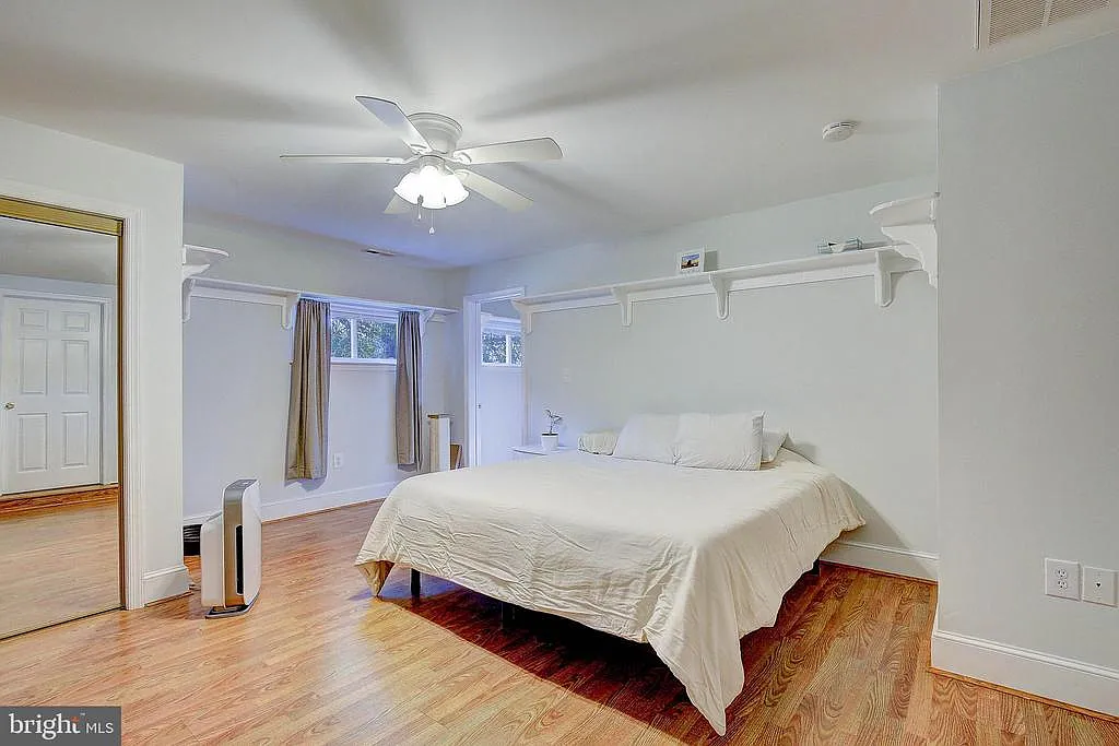 1 bed, 1.0 bath, 900 sqft, $1,395 — Photo 3