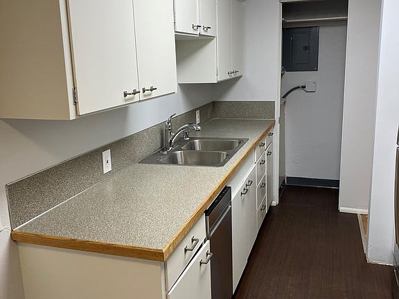 4th image of 1301 S 5th St APT 3