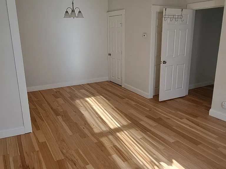 360 Elm St #1 — Photo 7