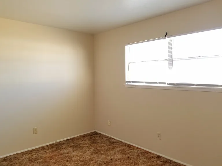 3108 Duckworth Ave — Photo 12