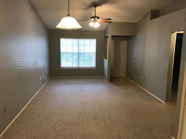 5429 Lake Margaret Dr #186-F — Photo 2
