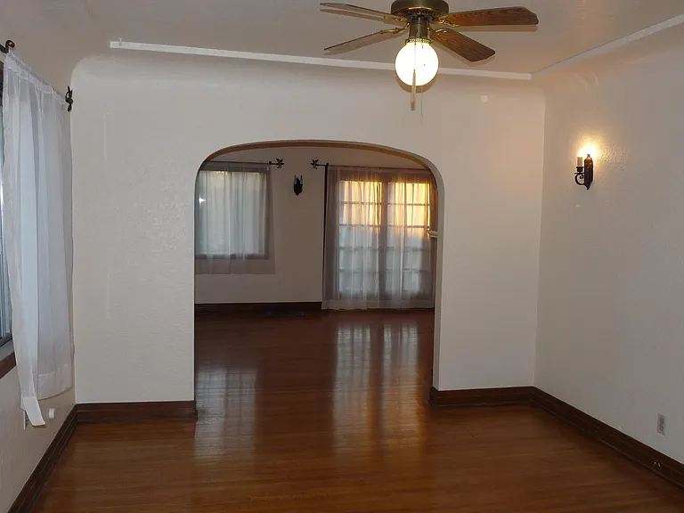 762 Orizaba Ave — Photo 7