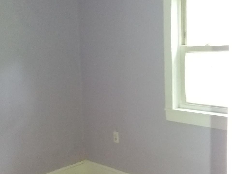 3rd floor bedroom