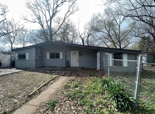 100 Becker Dr, Saint Louis, MO