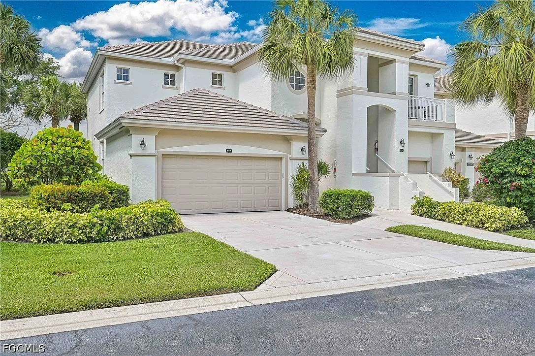 3 bed, 3.0 bath, 2060 sqft, $10,000 — Photo 3