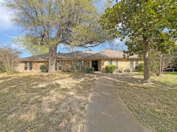 230 S Houston School Rd, Lancaster, TX 75146