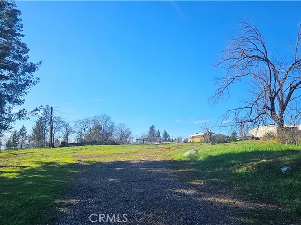 5647 Clark Rd, Paradise, CA 95969