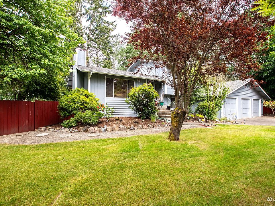 1st image of 905 185th Street Ct E