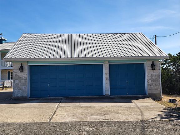 3rd image of 15203 Apple Springs Holw